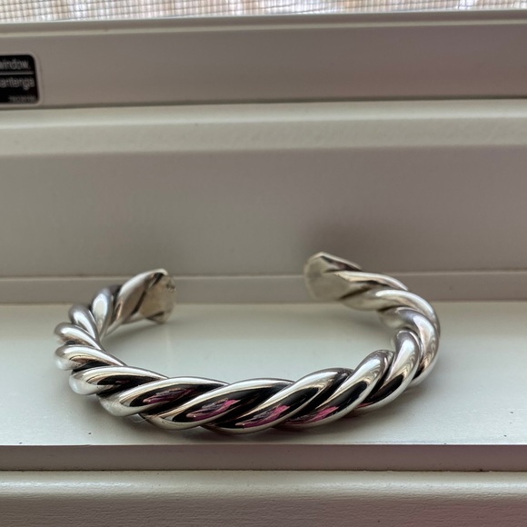 Silpada silver solid heavy cuff  71/2 - Picture 5 of 5